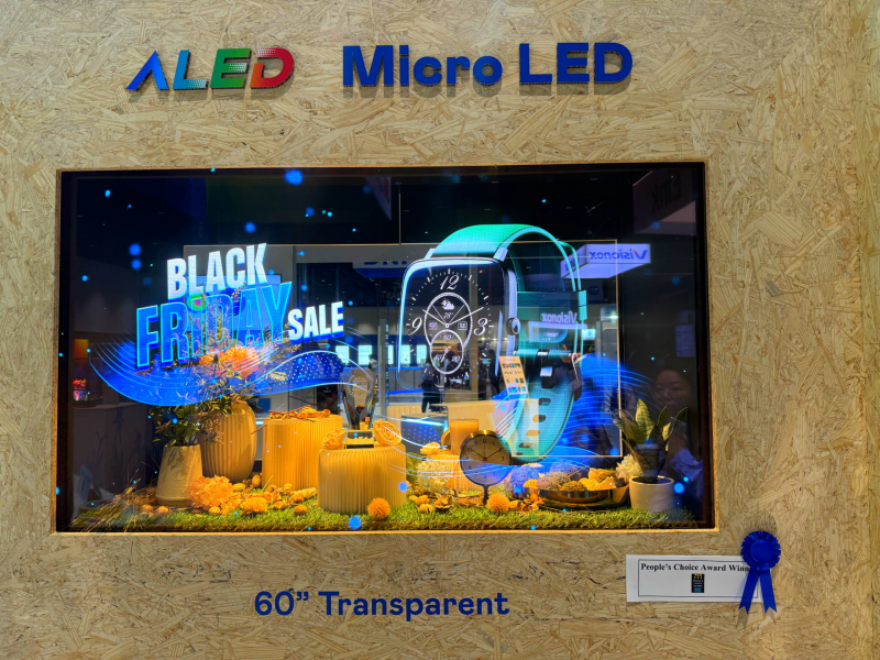 aoa体育60吋高透明度Micro LED显示器获&rdquo;最佳Micro LED技术应用奖&rdquo;，将Micro LED面板透明化之设计特性极致发挥，以可扩展性无缝拼接技术打造，具备600 nits全画面亮度、大于60%穿透率及超过NTSC 110%的优异广色域表现，可依需求灵活应用于各种场域