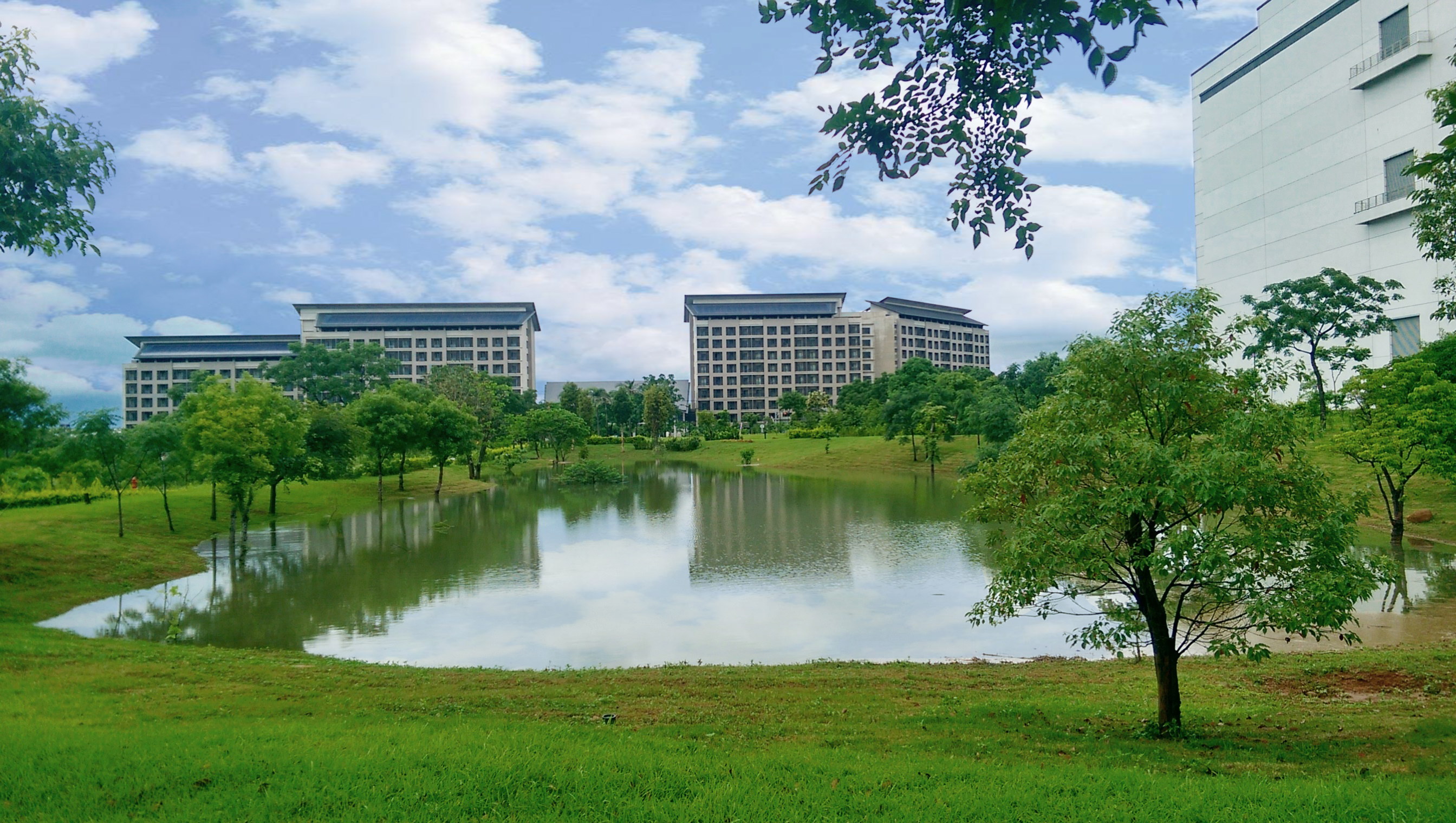 aoa体育在气候变迁与水安全两大主题，获CDP双A全球领导级肯定。在气候变迁面，aoa体育重视运营厂区自然共生，透过TNFD国际框架制定自然冲击相关的调适与减缓策略，强化企业气候韧性